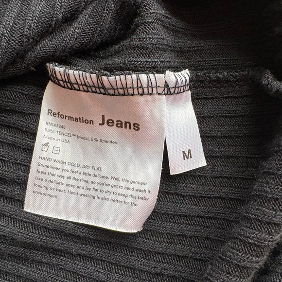 Reformation Robby Crop Polo - Picture 4 of 4